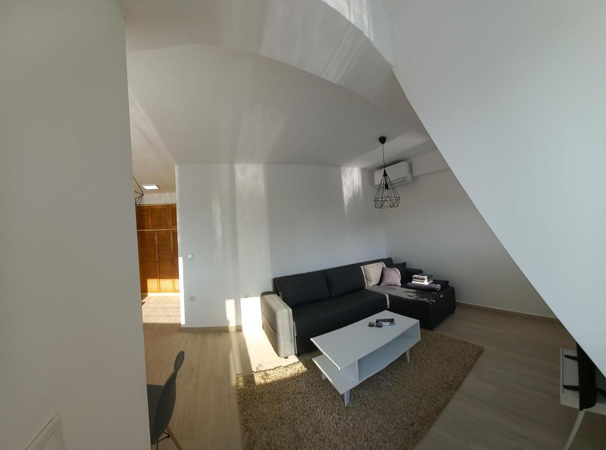 Studio Close To Town Centar Skopje Exterior photo